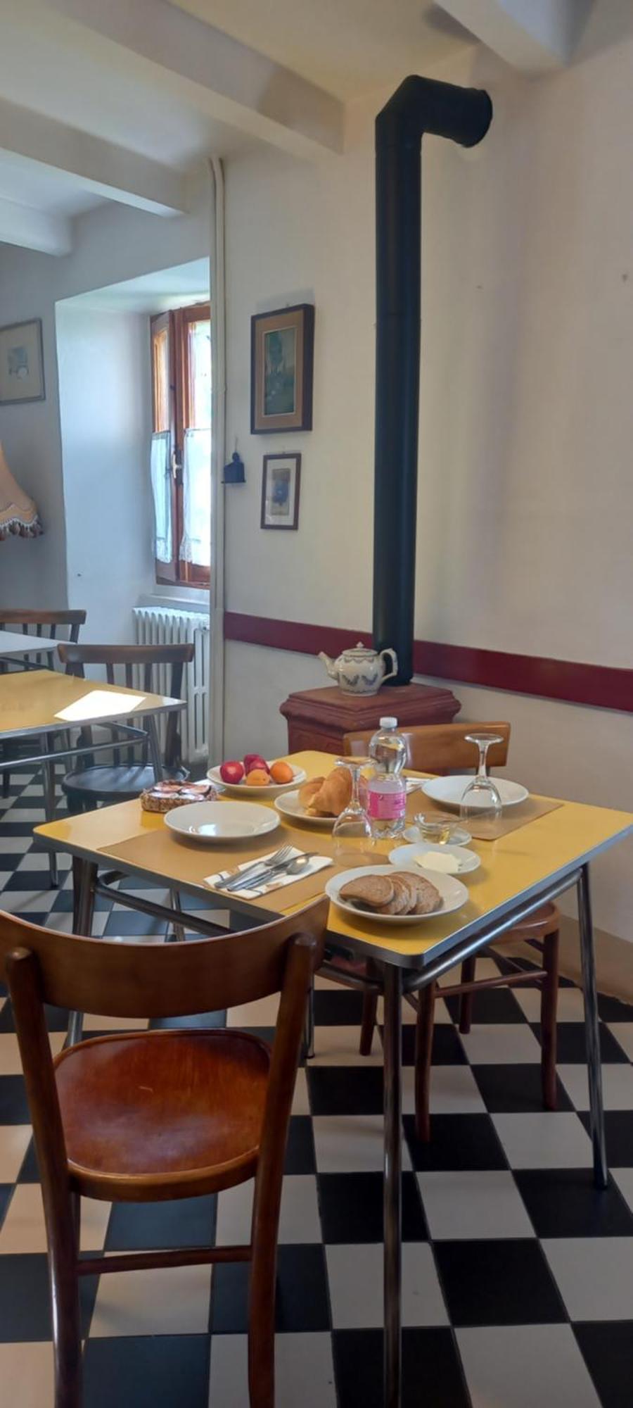 Albergo Del Ponte 산 피에로 인 바뇨 외부 사진